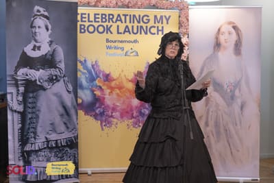 Annie Elliot speaking at Bournemouth Writing Festival